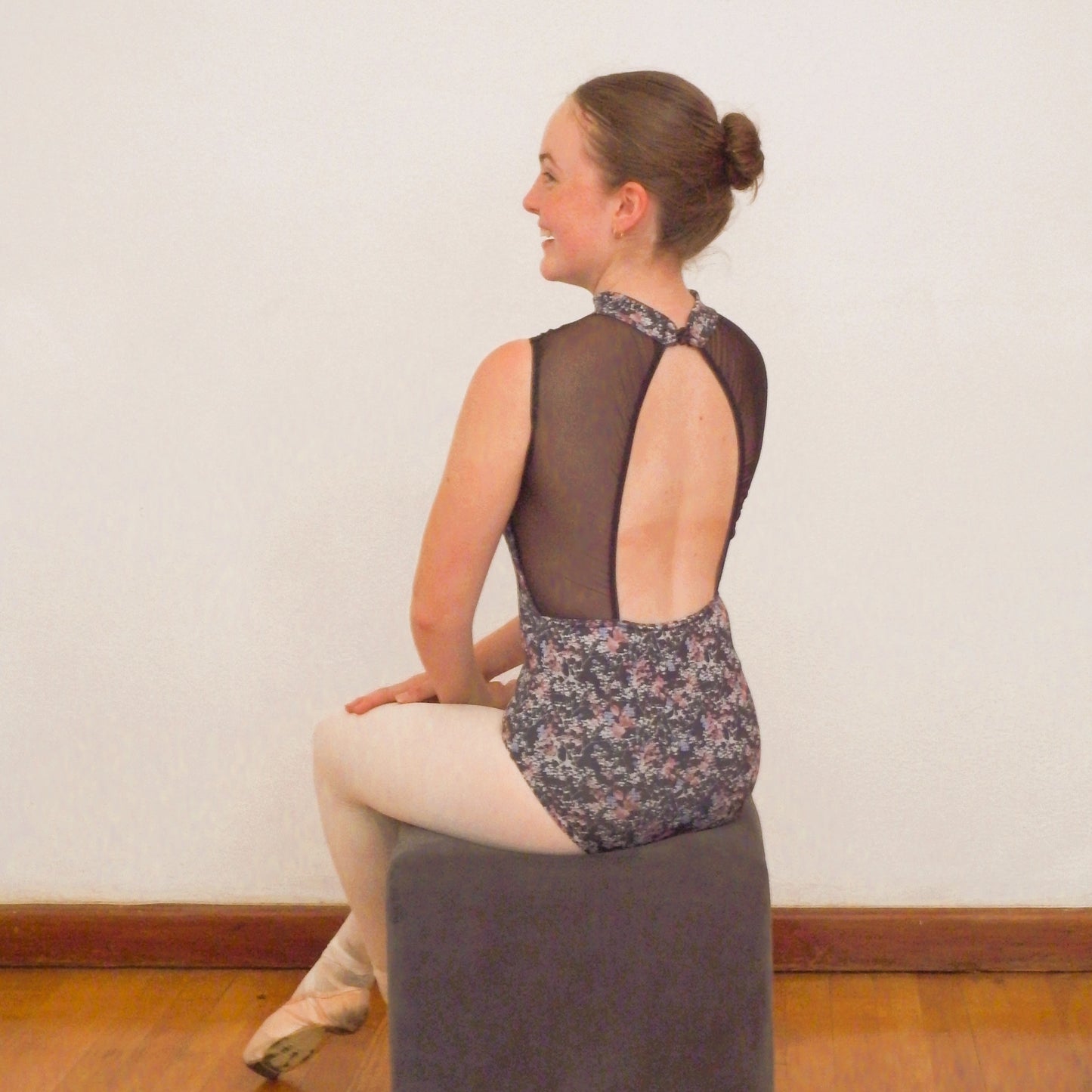 ANNABELLE - High neck Leotard