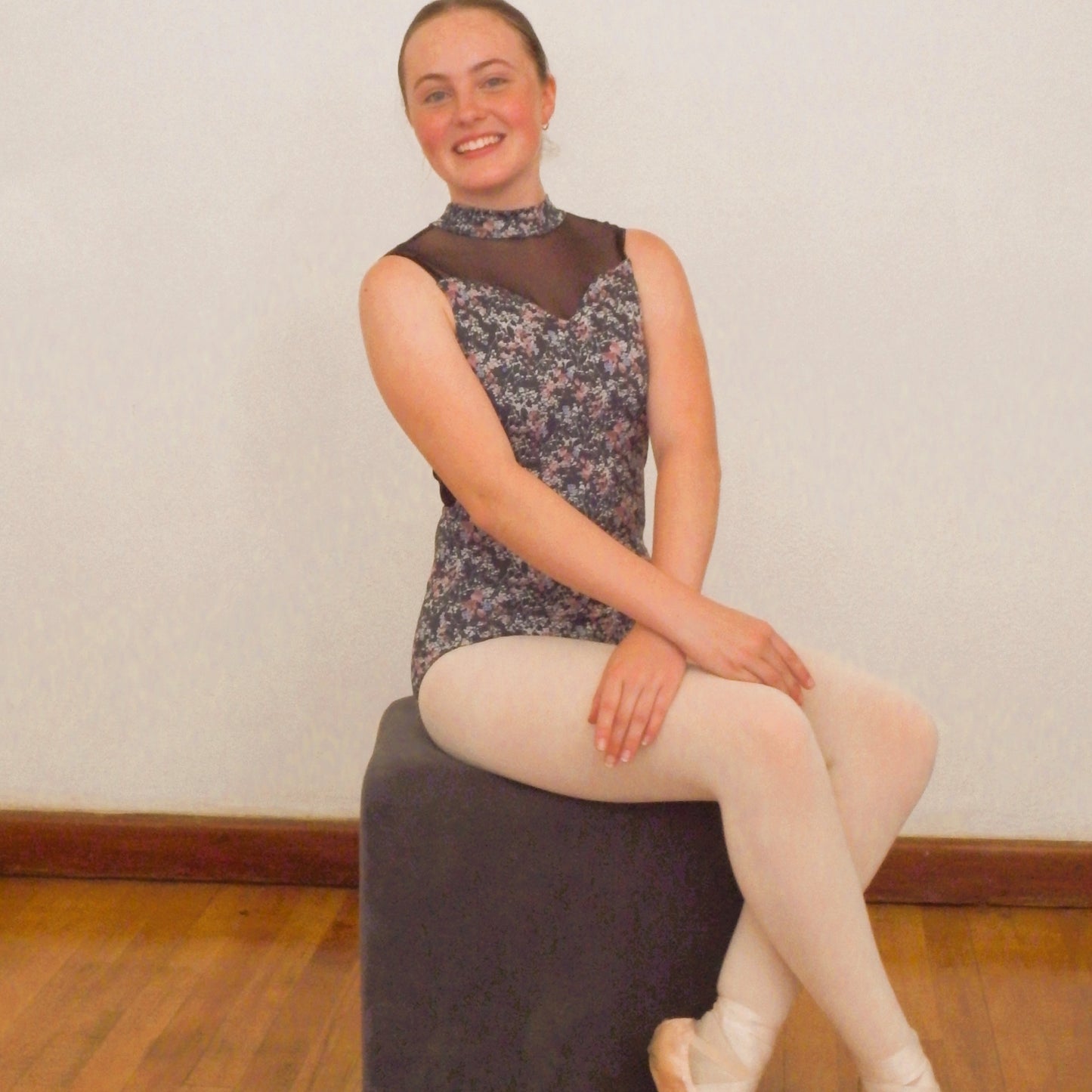 ANNABELLE - High neck Leotard